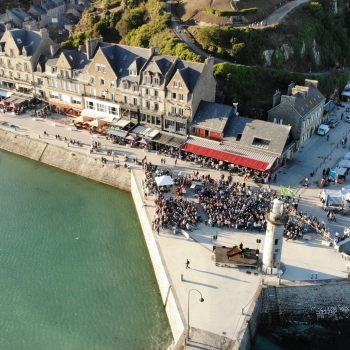 Plein Phare - Broken Back en concert au port de Cancale